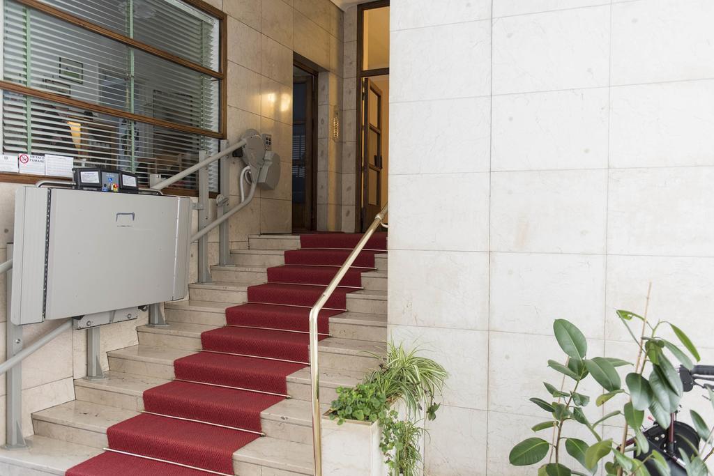 Appartement Pied à Terre Sant'Agostino à Milan Extérieur photo